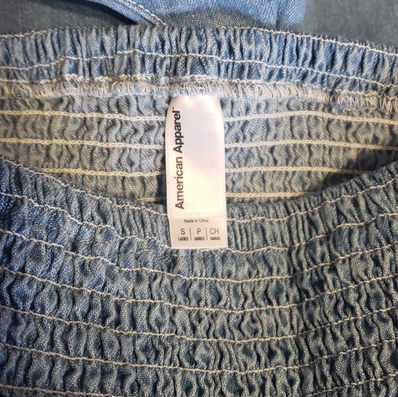 NWT AA Smocked Denim Romper. S/M - Picture 7 of 8